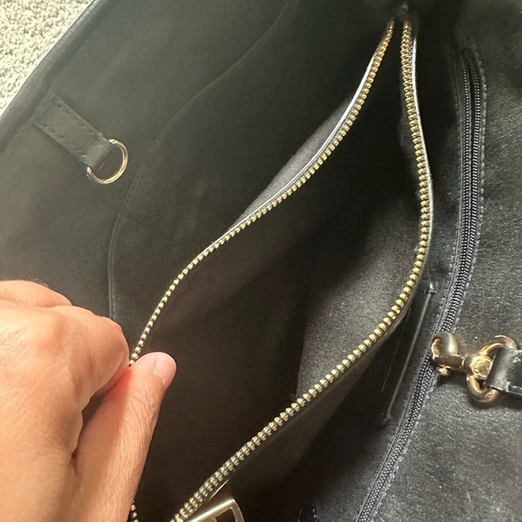 Coach Tote with Black Trim - Picture 11 of 14